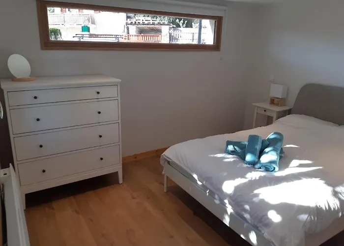 Appartement Neuf, Une Chambre Avec Parking
